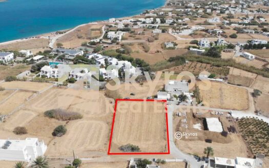 Οικόπεδο στον Μώλο